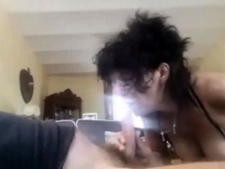 UNE EXCITEE DE LA BITE2