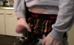 sagger boy cumming in the table