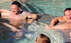 Hot Swingers Are Sharing Their Partners With People