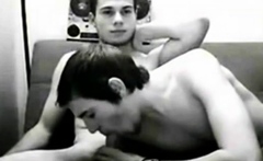 Friends Cumming Together On Cam