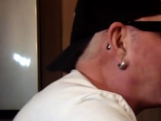 Gloryhole DILF give closeup blowjob
