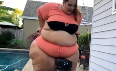 Amateur bbw solo