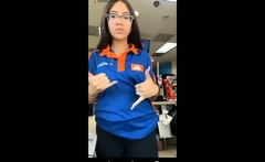 Amateur Latina Milf Masturbates on Cam