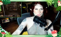 Amateur redhead shaves and masturbates