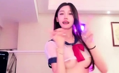 Amateur Lovely Asian babe fucked