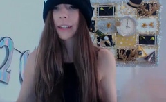 Brunette Solo Webcam Masturbation