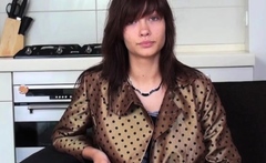 Slim jim loves to penetrate amazing bombshell 's poon tang