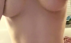 Amateur Webcam Teen Masturbates And Teases