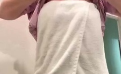 Lovely Amateur teen brunette masturbating outdoor