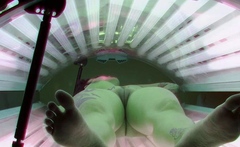Goth in solarium