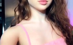 Solo girls masturbate until orgasm for