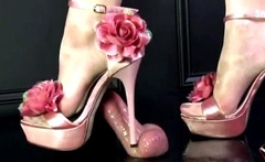 Sole Stroking – Heel Slut