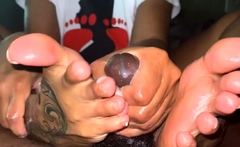 Jersey Feet aka jerseyfeets OnlyFans - Handjob with view of