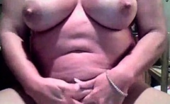 Mature Webcam Girl Talks Dirty About Her Porn Habits
